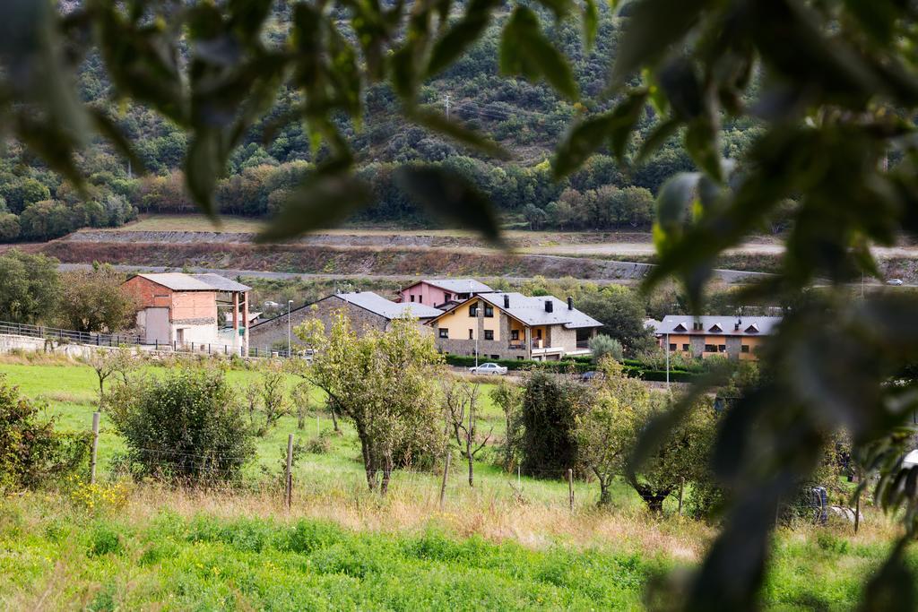 Allotjament Rural Cal Miquel Anserall  エクステリア 写真