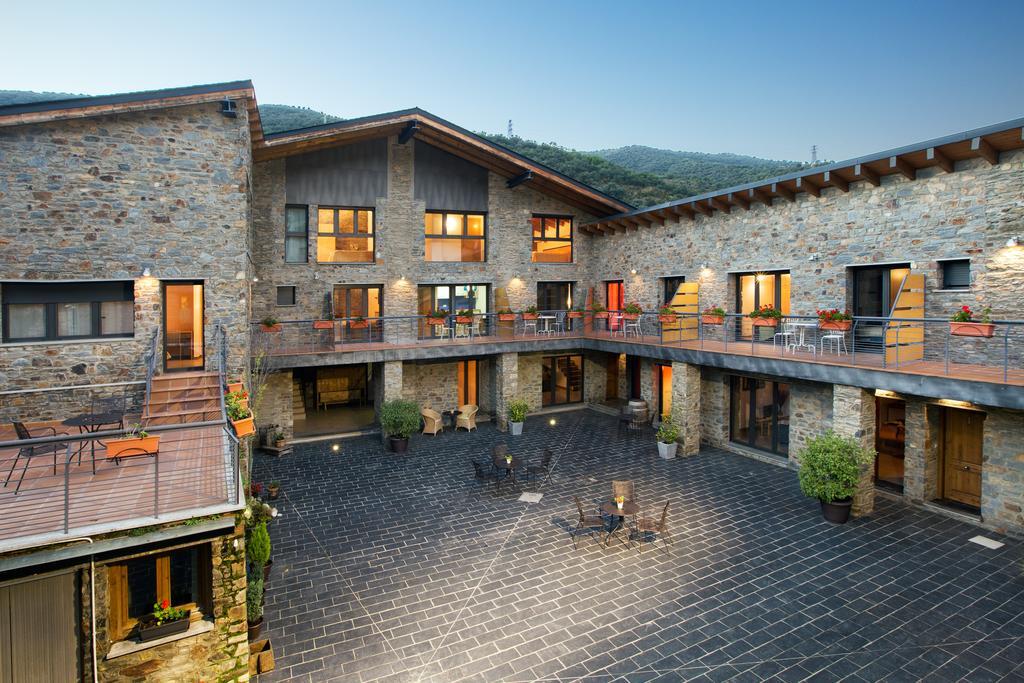 Allotjament Rural Cal Miquel Anserall  エクステリア 写真